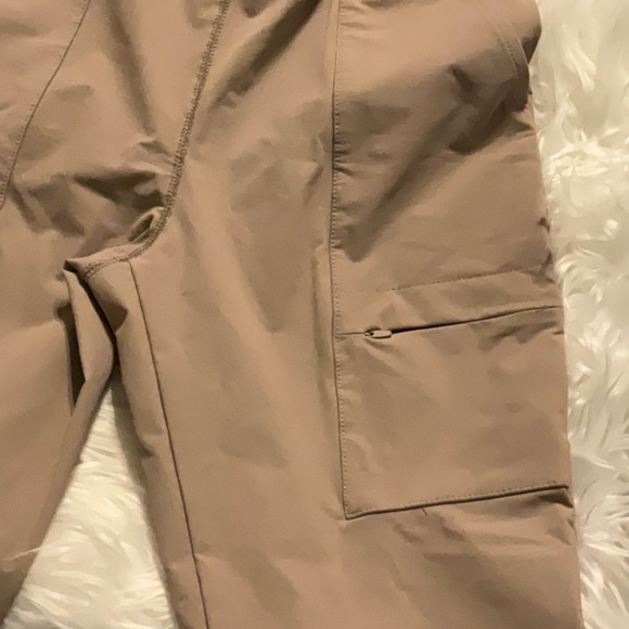 Fabletics Tan Cargo Pants - Picture 4 of 9